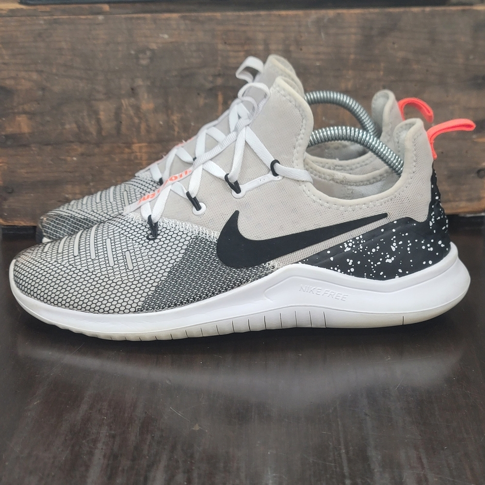 Nike Free TR 8 Trainers " White/Black/Total Crimson" Mens 8.5 Good Cond! - Picture 4 of 12